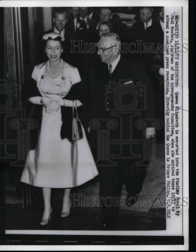 1957 Queen Elizabeth Paul Wooten Prince Phillip Washington Visit - Historic Images