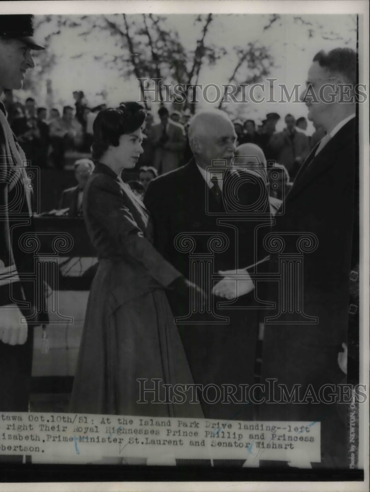 1951 Press Photo Prince Phillip Princess Elizabeth Island Park Drive Canada - Historic Images