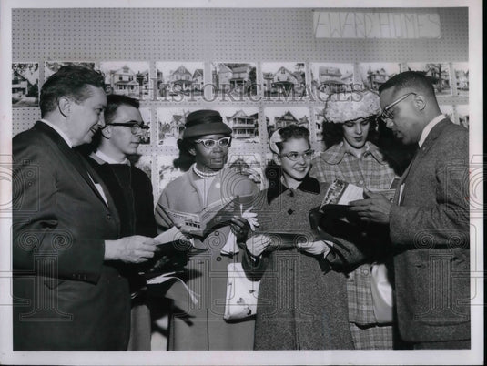 1961 Press Photo Henry Price, Administrator of Neighborhood Rehab & Conservation - Historic Images