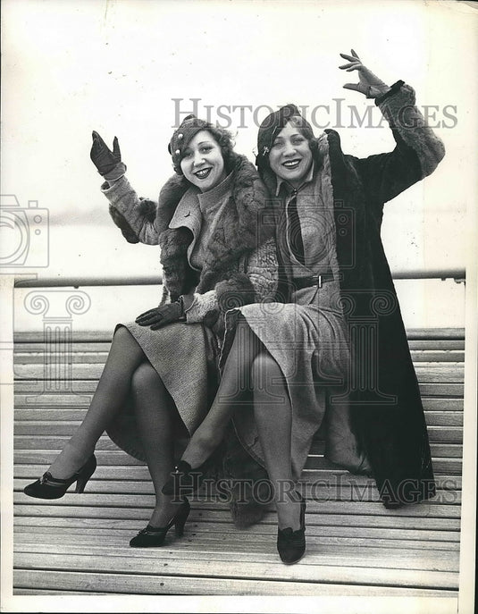 1934 Sigrid Klemetsen & sister Raghild to tour US  - Historic Images