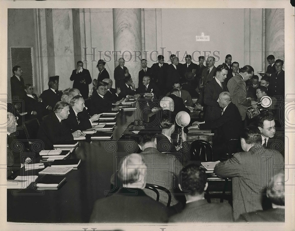 1937 US Senate Judiciary Committee in session  - Historic Images