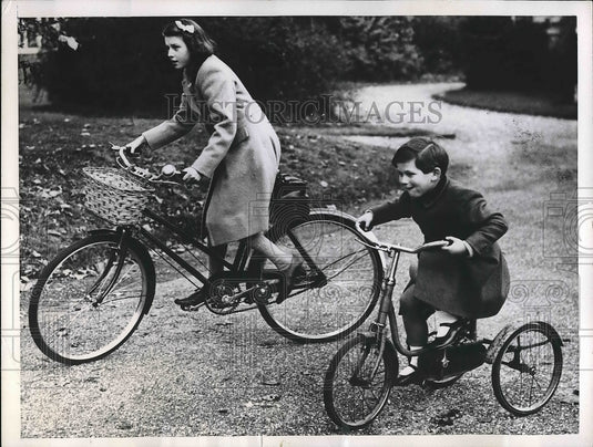 1947 Press Photo Princess Alexandra & Prince Michael, kids of Duchess of Kent - Historic Images