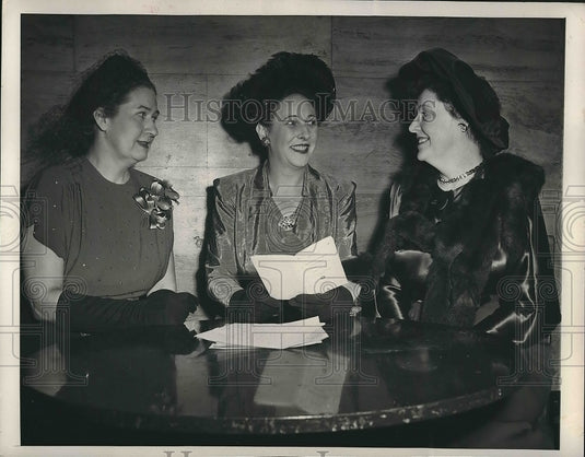 1949 ANPA Convention Opening Session with Mrs. Brown, Hoffman - Historic Images