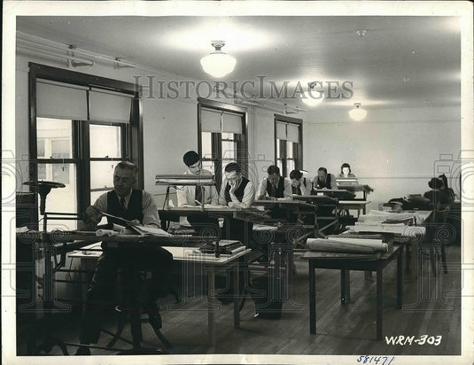 1940 Press Photo A view of work at Canadian munitions factory - Historic Images