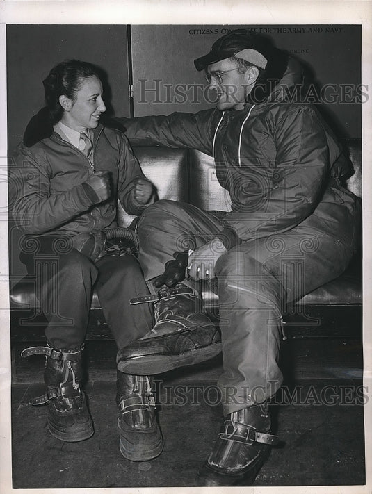 1945 WAC Capt. Ruth A. Saltzman & Captain W.J. Bennet During Flight - Historic Images