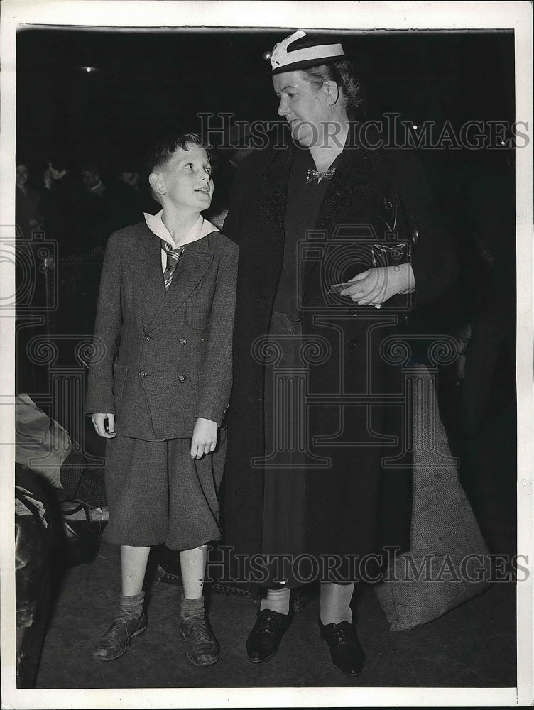 1939 Robert Clarke and Mrs. Catherine Clarke of St. Louis Missouri - Historic Images