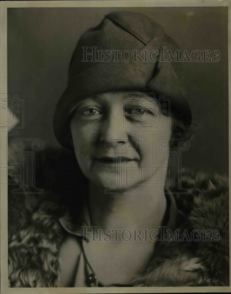 1928 Press Photo Miss Agnes Allen charges that she was insulted and assaulted - Historic Images