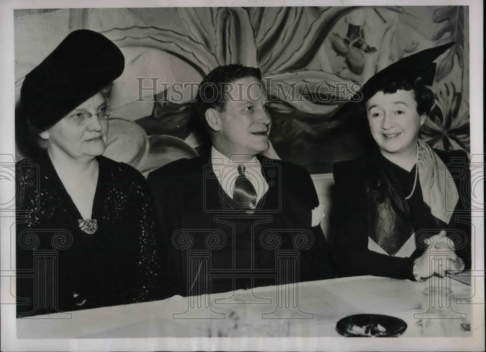 1937 John D, Hamilton, chair of Rep. Natl Com. Hillman,Mrs Seranton - Historic Images