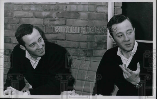 1969 Press Photo Jim & Gerry Lavres John Carroll U Students - nea69572 - Historic Images