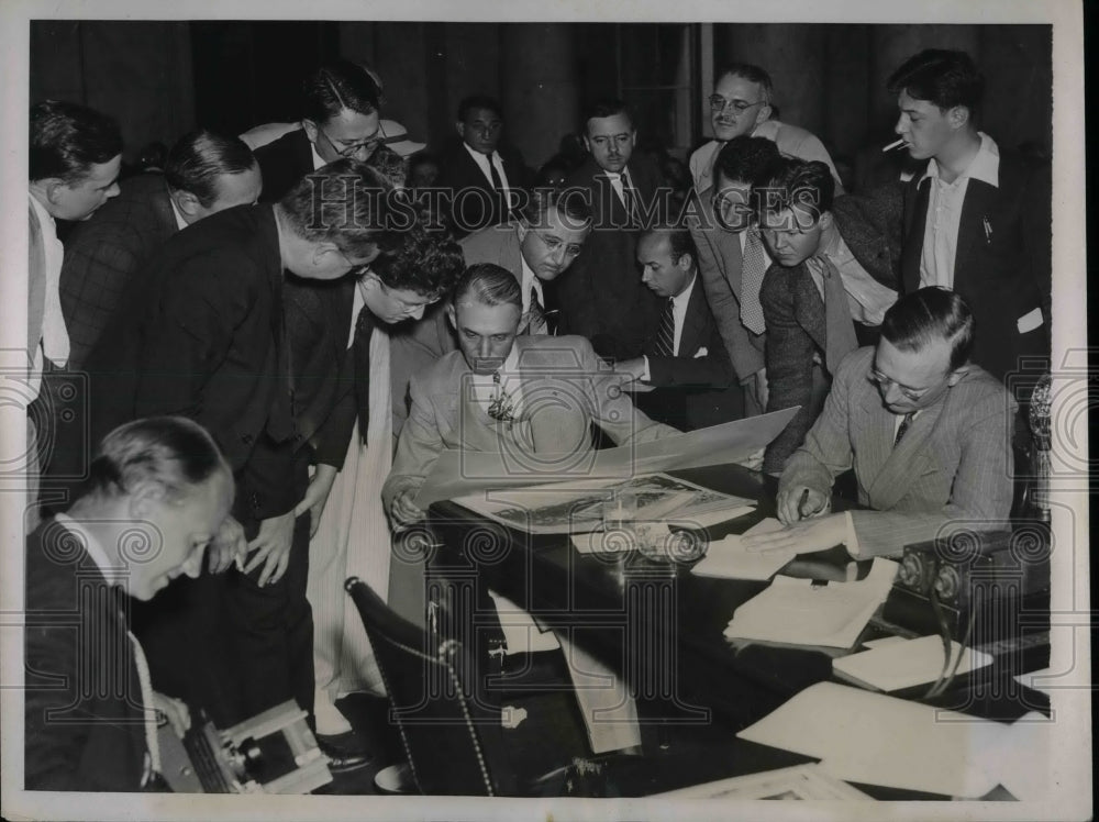 1937 J Lyons Memorial Day shooting in Chicago Civil Rights probe - Historic Images