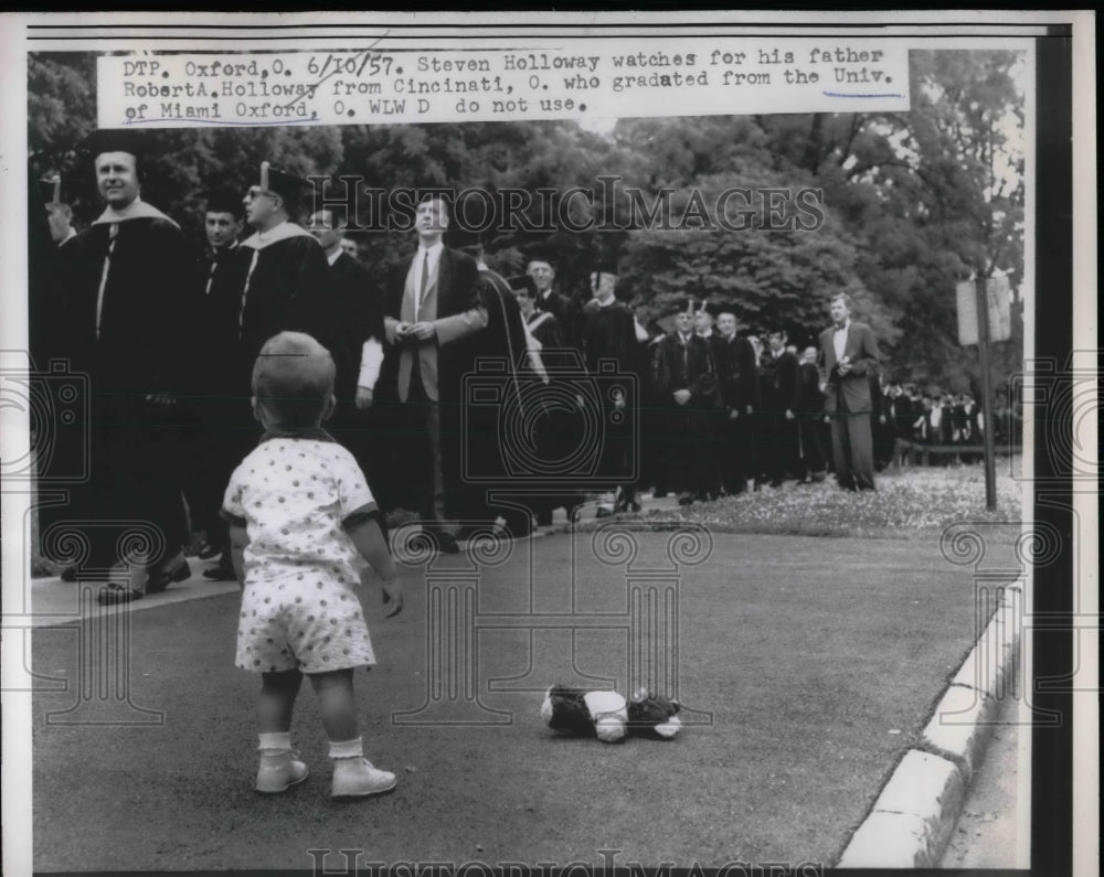 1957 Robert Holloway graduates from University of Miami Oxford - Historic Images