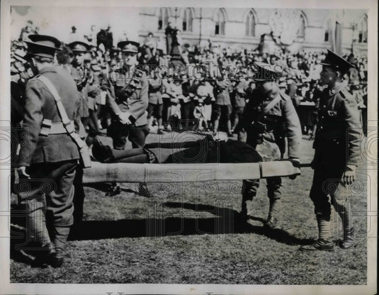 1939 Canadian lady fainted in crush of Parliament Hill  - Historic Images