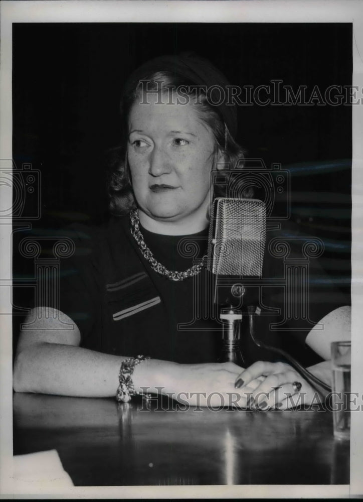 1939 Press Photo Mary Moore, Government Stenographer - nea69740 - Historic Images