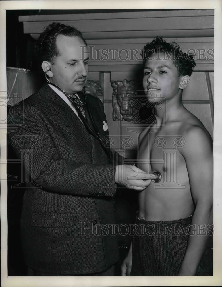 1941 William Mailander, 15, Doctor Harry Zeller  - Historic Images