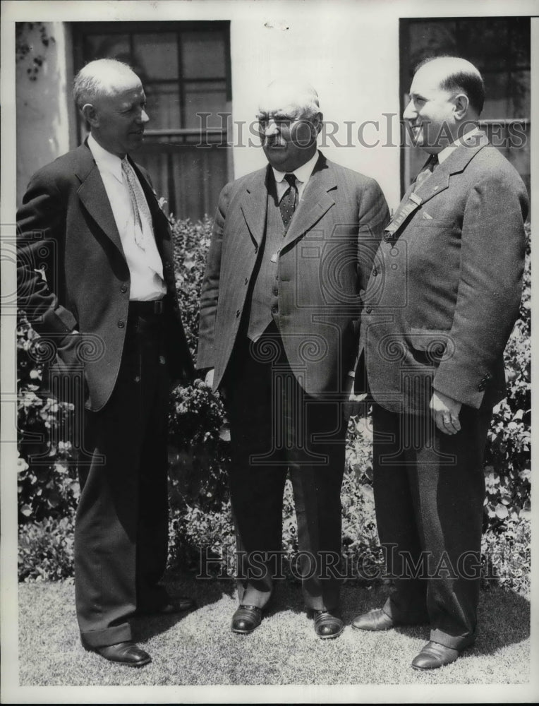 1934 Press Photo Building-Loan Men in Convention - nea69831 - Historic Images