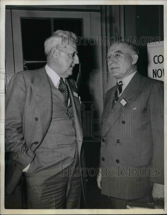 1943 F.A. Lindsay, publisher & Wm C Chandler, Scripps Howard papers - Historic Images
