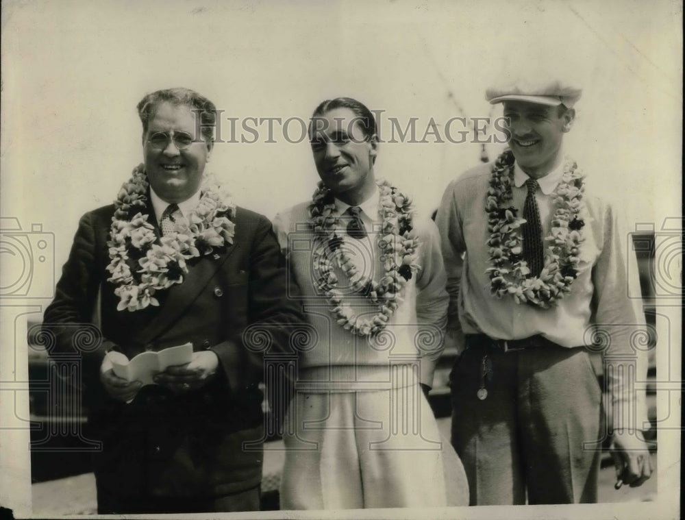 1929 Koger, Grace, and Spang in Leis  - Historic Images