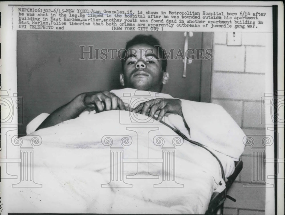 1959 Juan Gonzales,shot at his leg outside his N.Y. Apartment. - Historic Images
