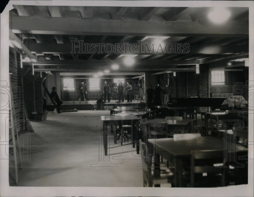 1935 Putting on finishing touches on the cafeteria - Historic Images