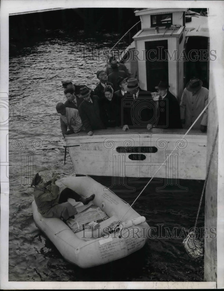 1943 Desalting Sea Water at the Rockaway Coast Guard Station. - Historic Images