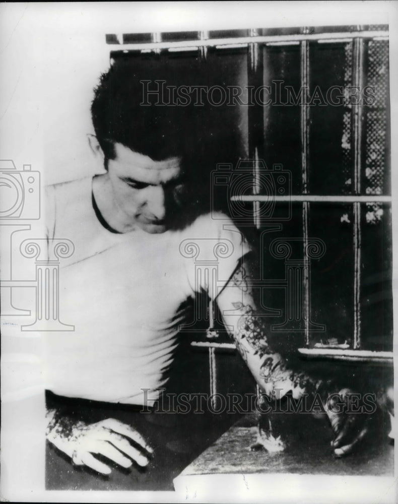 1968 William Coleman in Prison Cell for Murder in Jefferson City - Historic Images