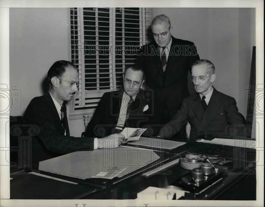 1941 Home Owners Loan Corp. D McNeal, L Carson,C Cotter,A Groves - Historic Images