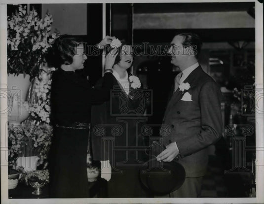 1935 Press Photo Irene Hayes, Mrs Pierre Burtnick & her husband - nea70415 - Historic Images