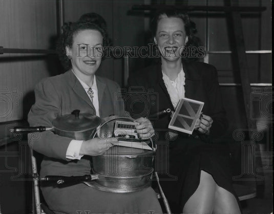 Mollie Finkle & Irene Beasley, SInger  - Historic Images