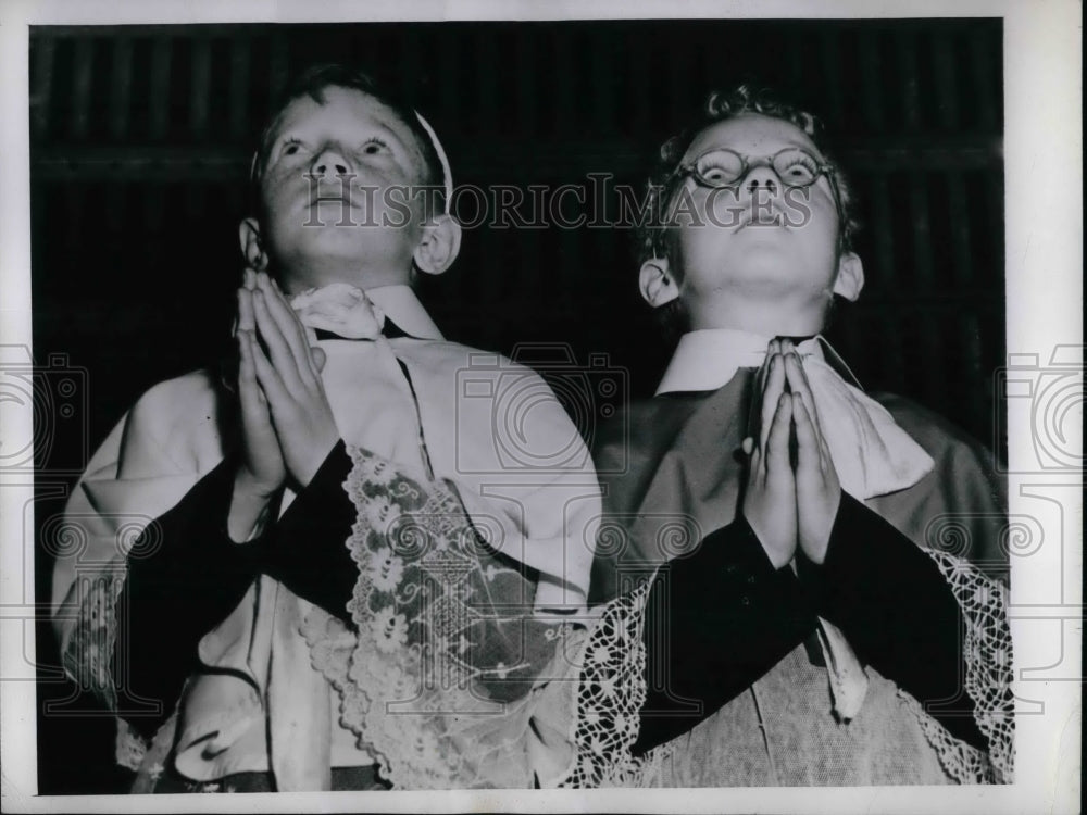 1945 Donald Mulligan, Danielo Brady, Holy Name Rally at Polo Grounds - Historic Images