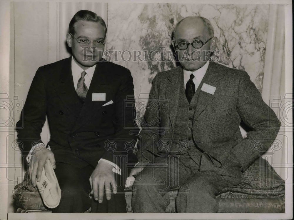 1936 W.H.Cowles Sr. & A.H. Cowles Jr at American Newspaper Publisher - Historic Images