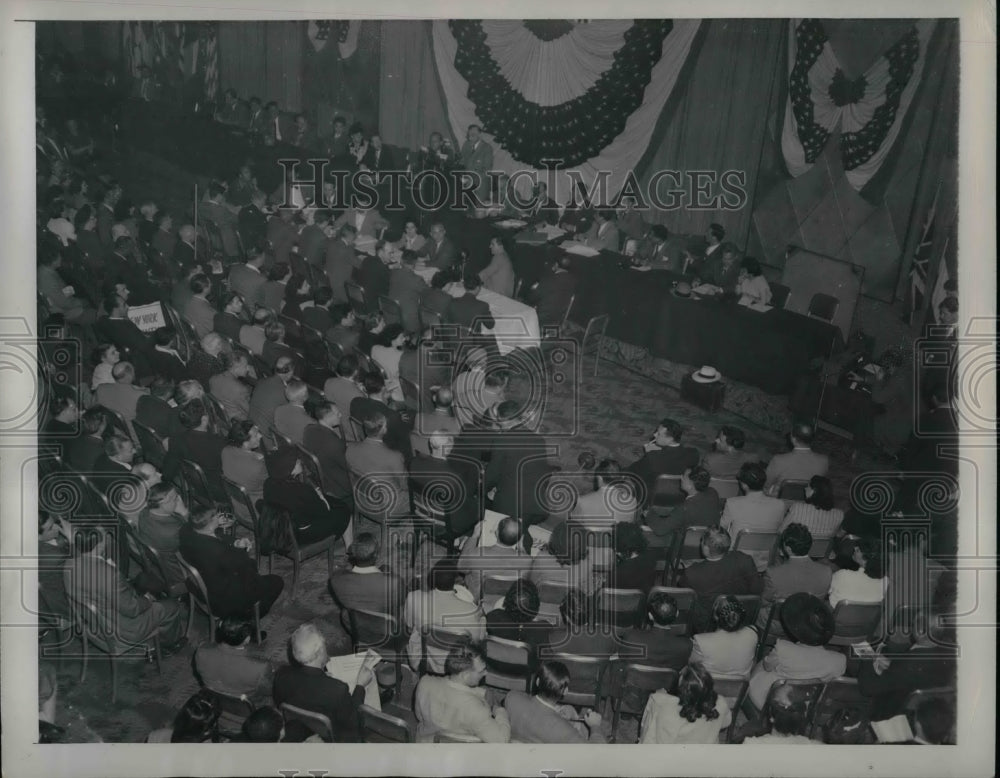 1946 Press Photo Jacob Potofsky Nominates Sen James Mead For Governor - Historic Images