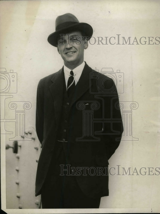 1936 Press Photo Marshael Field posing for photo - nea70846 - Historic Images