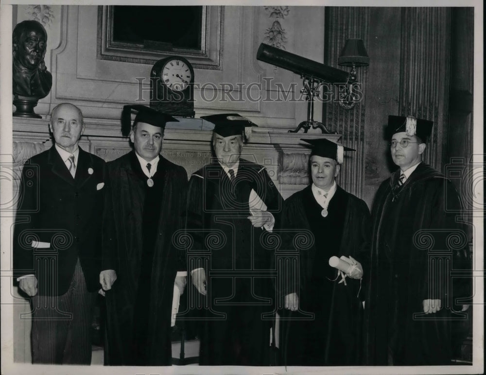 1939 South American Editors honored at Columbia University. - Historic Images