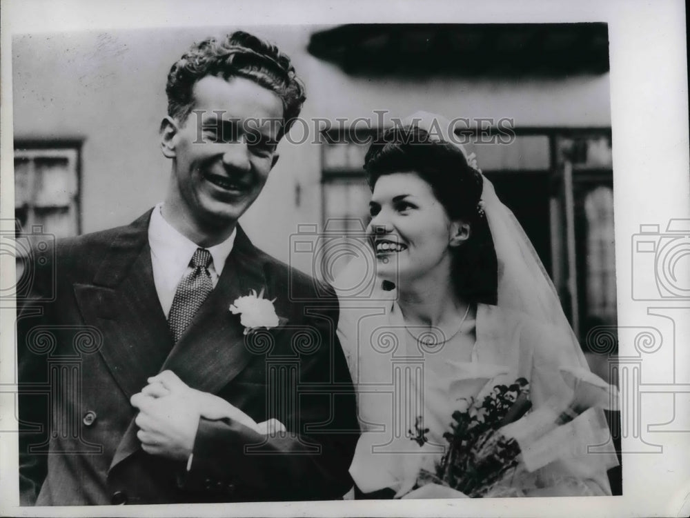 1946 Press Photo London, England, Jack Cannon weds Yvonne Owen - Historic Images