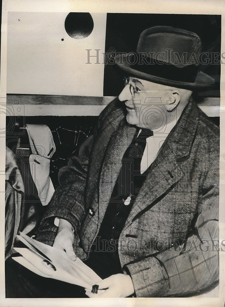 1938 William Monohan of Columbia County, NY in alcohol trial case - Historic Images