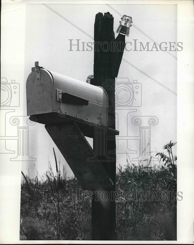 1969 Press Photo Darlington Rifle Club Mailbox Pole in Wisconsin - nea71217-Historic Images