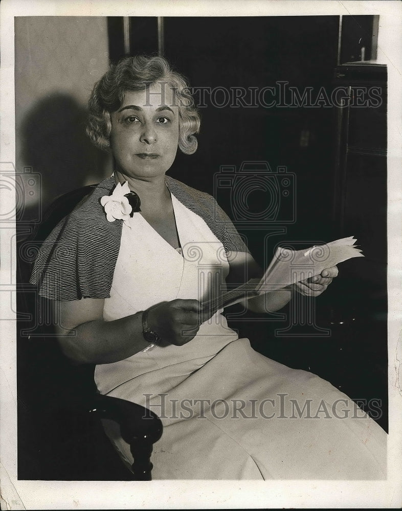 1932 Press Photo Mrs Lillian Herstein of Cleveland, Ohio - nea71233 - Historic Images