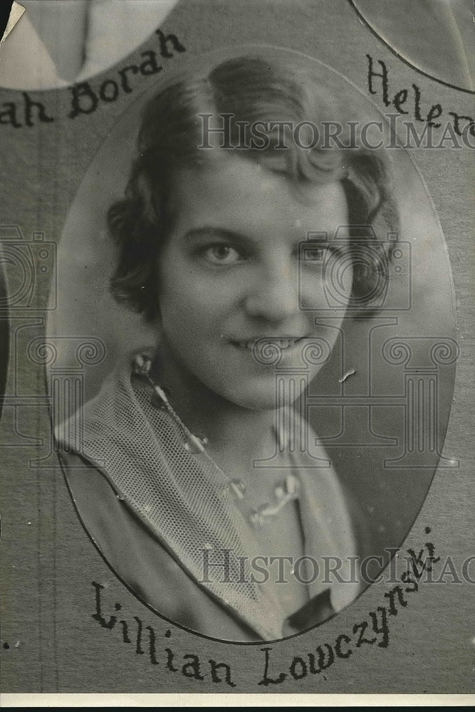 1933 Lillian Lowczynski alias Lowe, stowaway on a train  - Historic Images