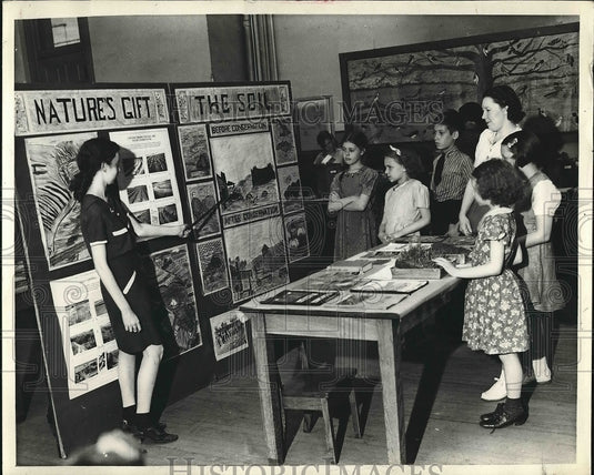 1941 Children At Doan School in Cleveland - Historic Images