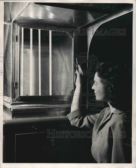 1948 Slimline Germicidal Sterilamps in Heating & Air System - Historic Images