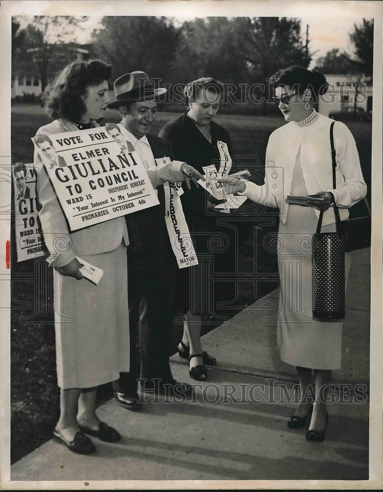 1955 Press Photo People passing out flyers for election - Historic Images