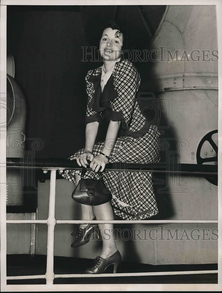 1937 Stage Actress Ms. Mildred Bobst  - Historic Images