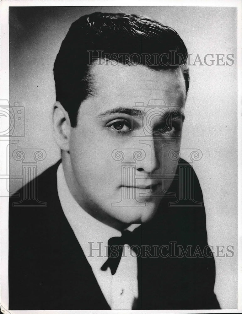 1964 Press Photo Jack Jones American jazz and pop singer and Actor. - nea72049 - Historic Images