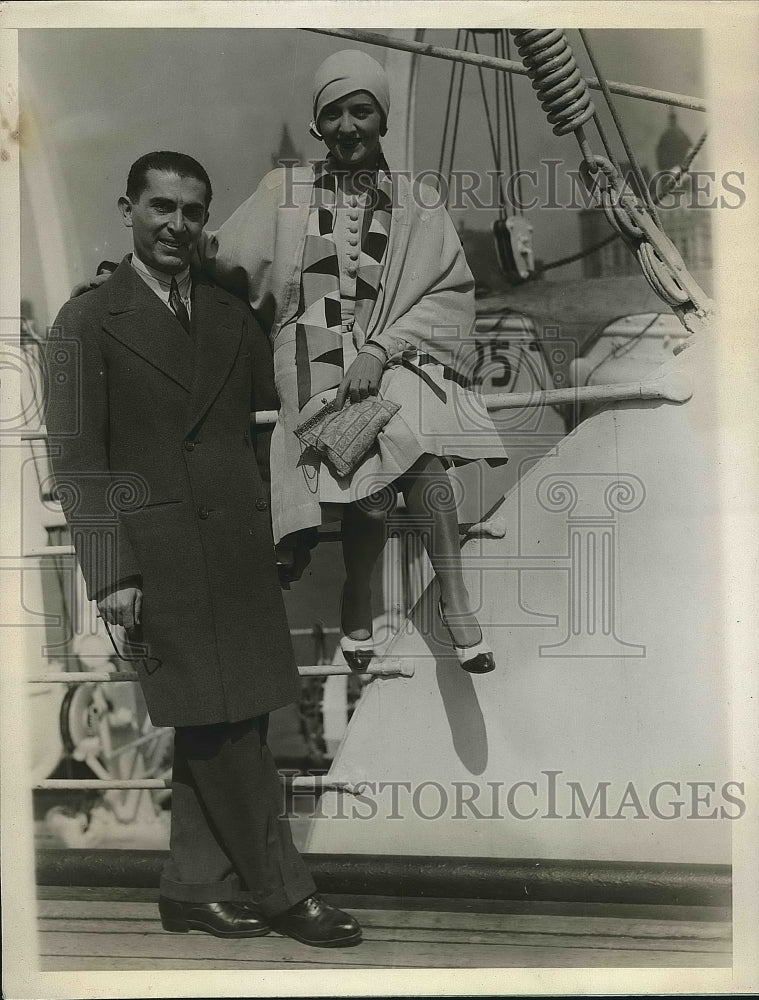 1929 Press Photo Mrs Georges Kouri Haddad &amp; husband in Egypt - nea72150 - Historic Images