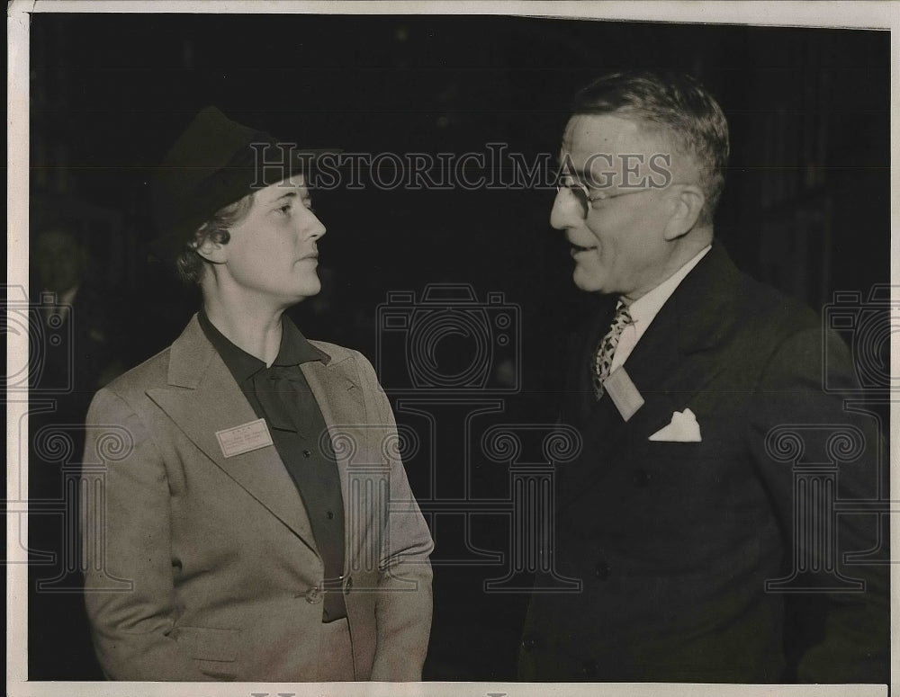 1930 Press Photo Publishers Mrs. Vera Joy Pearine & Father Verne E. Joy - Historic Images