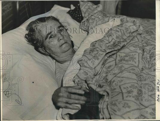 1937 Mrs. N. Booth undergoing laboratory Analysis  - Historic Images