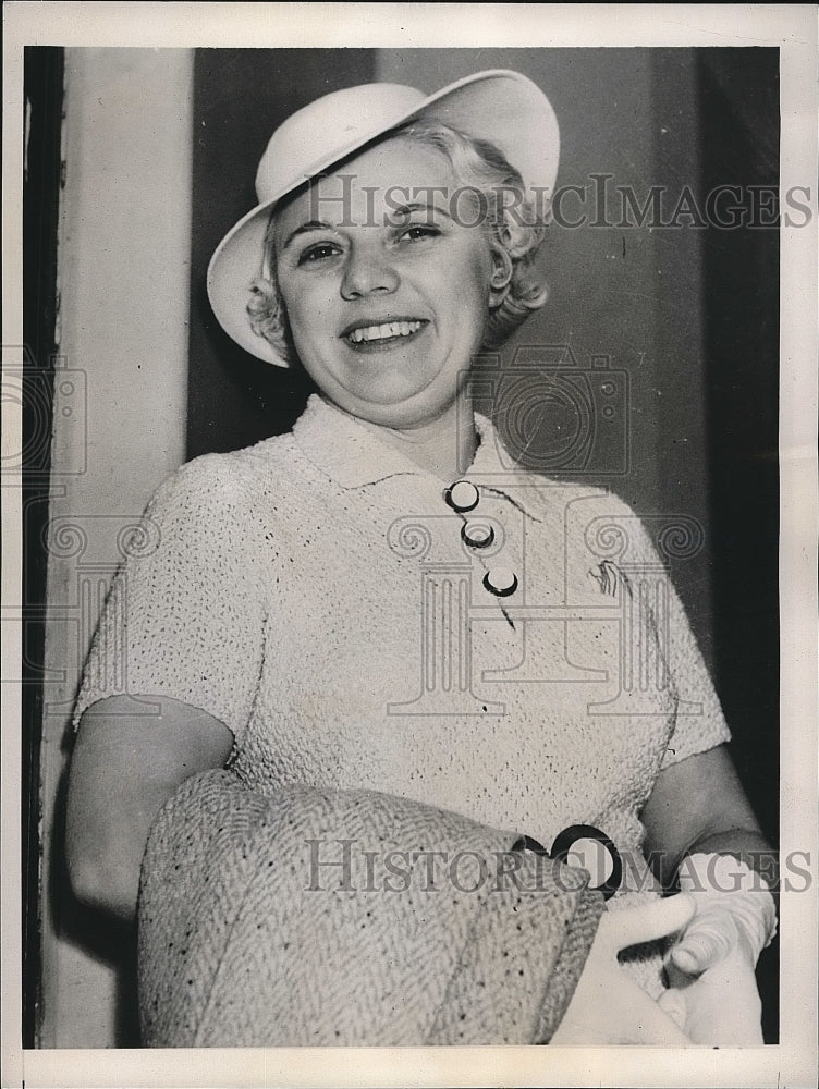 1937 Mrs. Eva Martin Hutton Seeks Custody of Daughter  - Historic Images