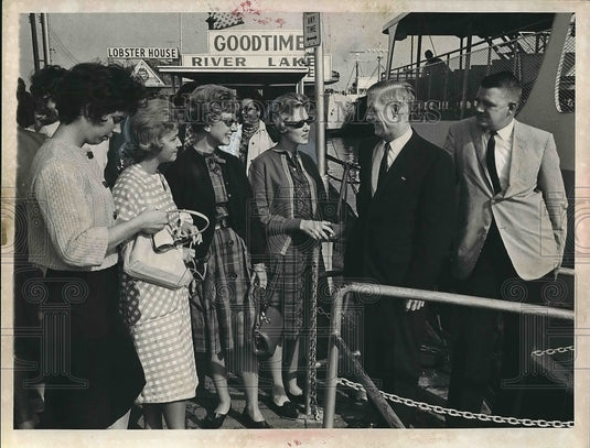 1962 Maureen McCarthy Karen Joyce Ronald Handy Goodtime River Lake - Historic Images
