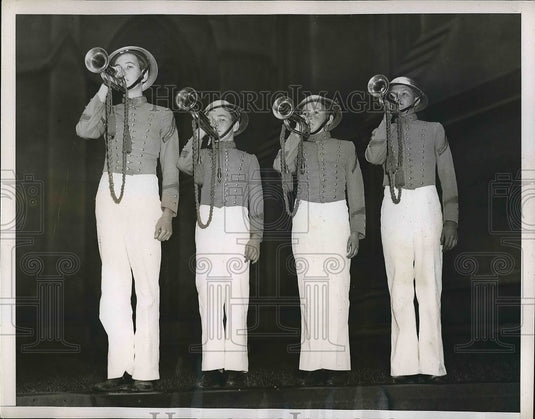 1935 17th Armistice Anniversary Celebrated at St. Patrick's in NY - Historic Images