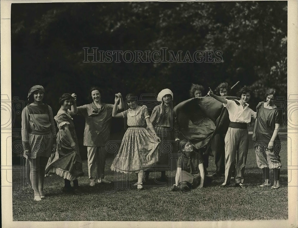 1923 Press Photo Bryn Mawr Working girls college - nea72864 - Historic Images